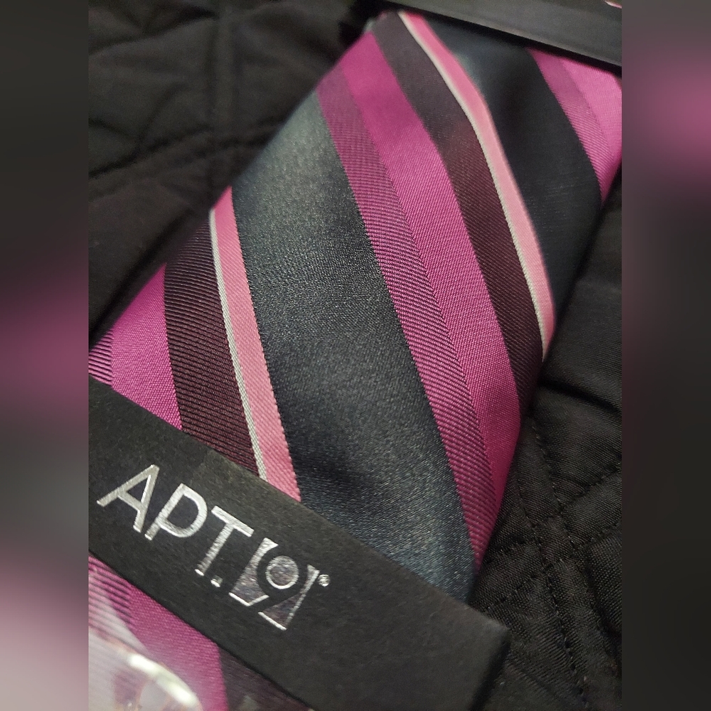 Tie